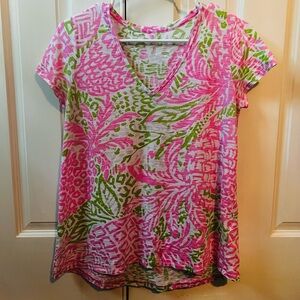 Lilly Pulitzer Etta V Neck shirt in Home Slice Pink, pink and green pineapple